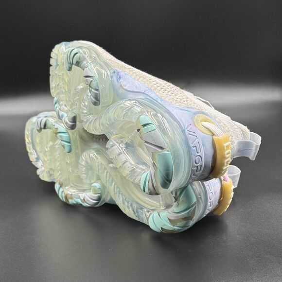 Wmns Nike Air VaporMax 2020 Flyknit 'Summit White' - Picture 7 of 10